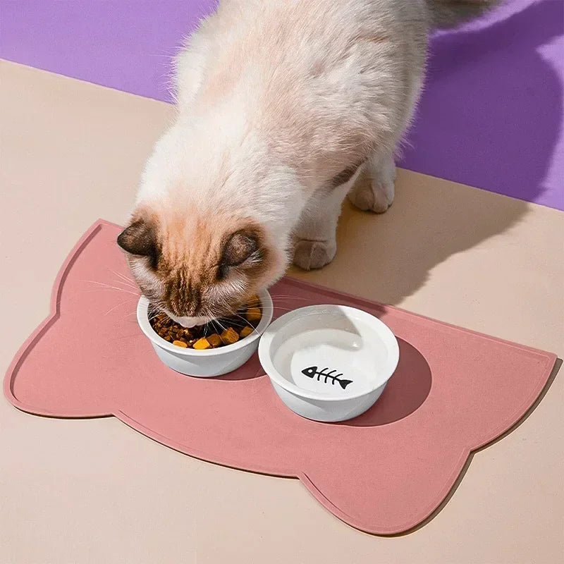 Pet Feeding Mat – Non-Slip & Waterproof Paws and Claws