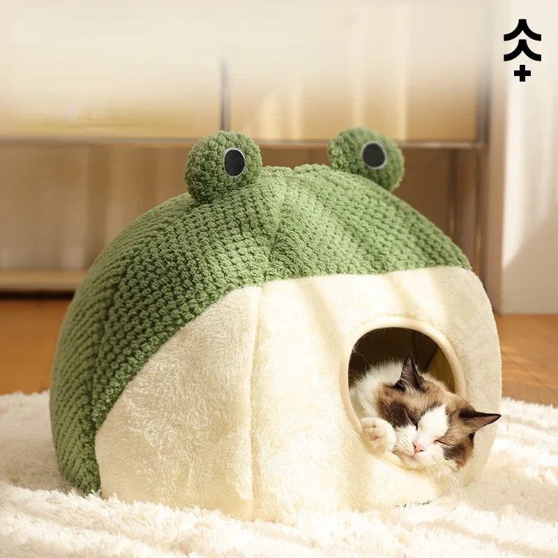 Small Frog Pet Nest – Warm Plush Semi-Closed Cat & Dog Bed